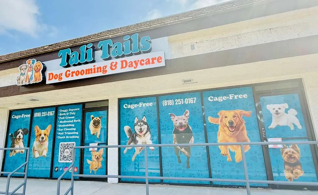 Front of the new Tali Tails location on Fallbrook Ave, West Hills