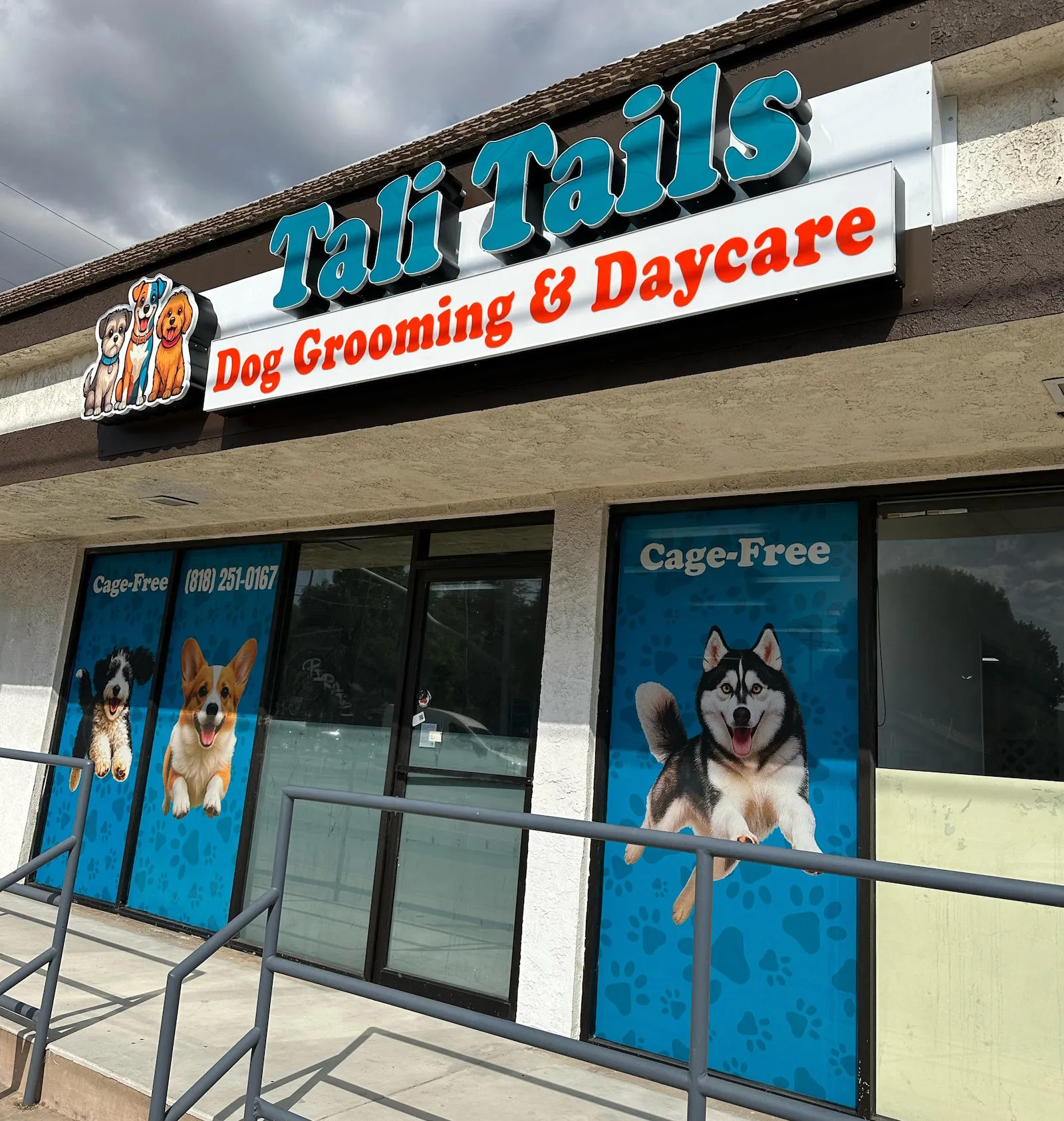 Front of the new Tali Tails location on Fallbrook Ave, West Hills